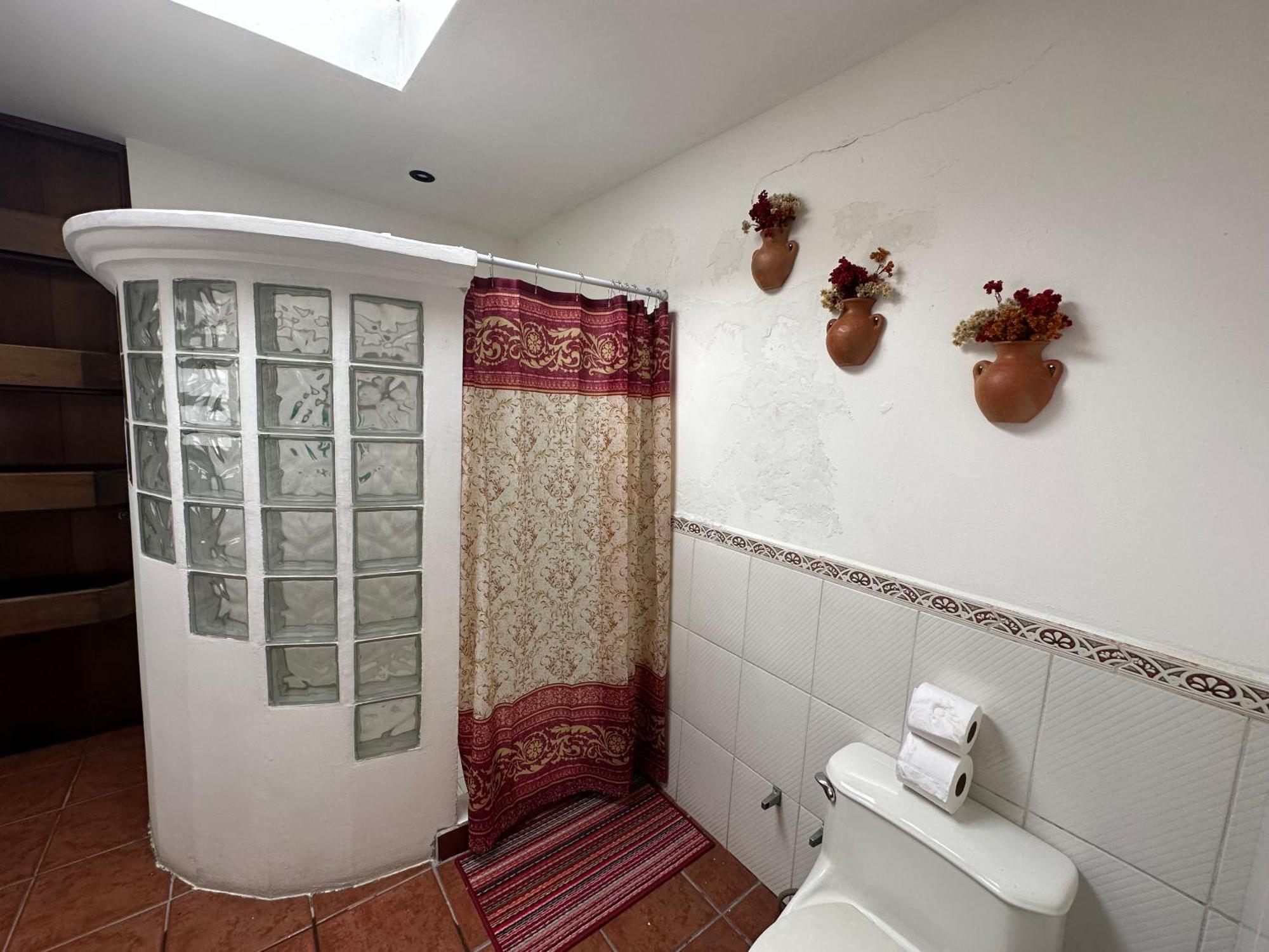 Casa Habitantes Guatemala * Antigua